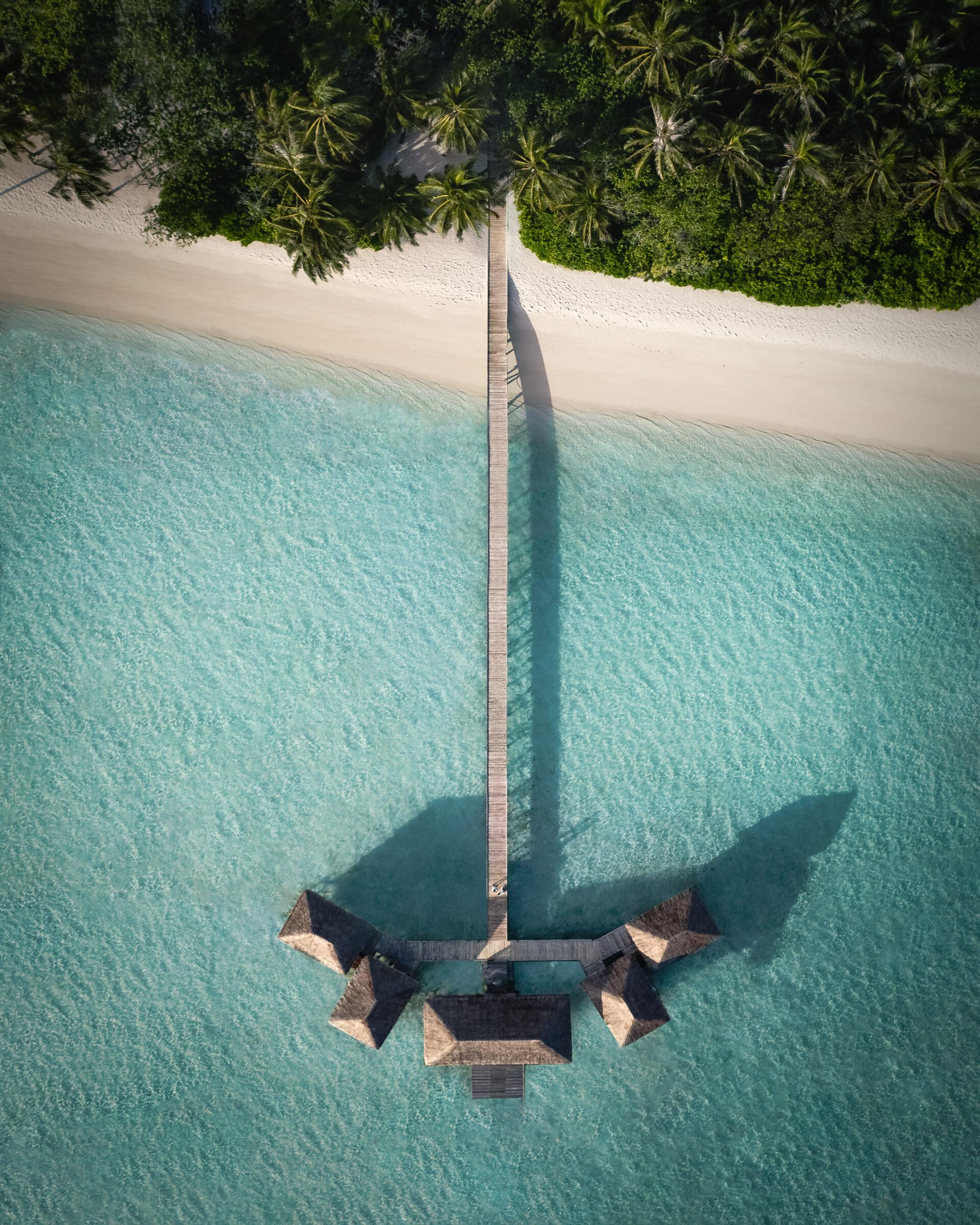 thedronebook_Conrad-Maldives_4