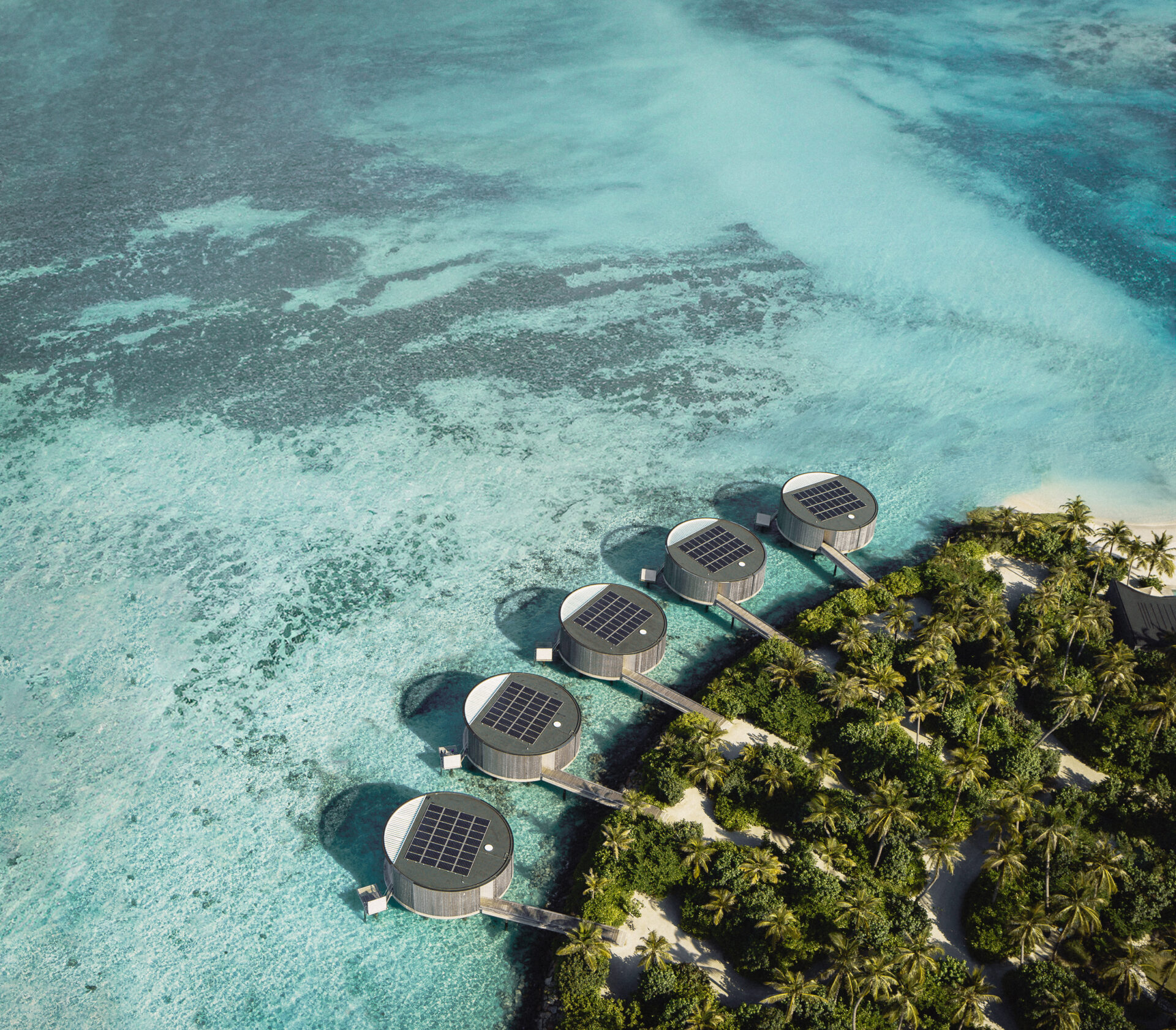 thedronebook_Ritz-Carlton2_Maldives13
