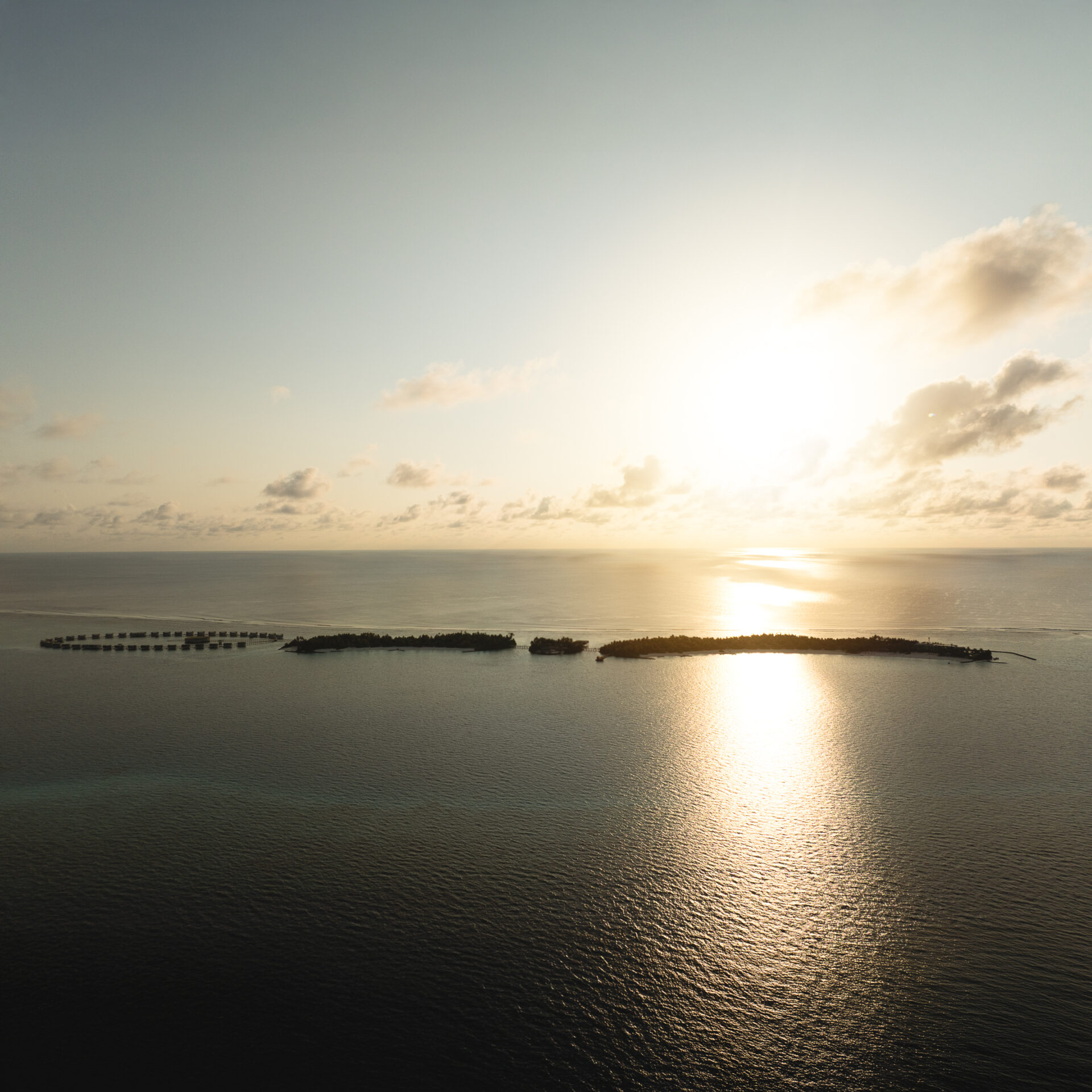 thedronebook_RitzCarlton_Maldives23